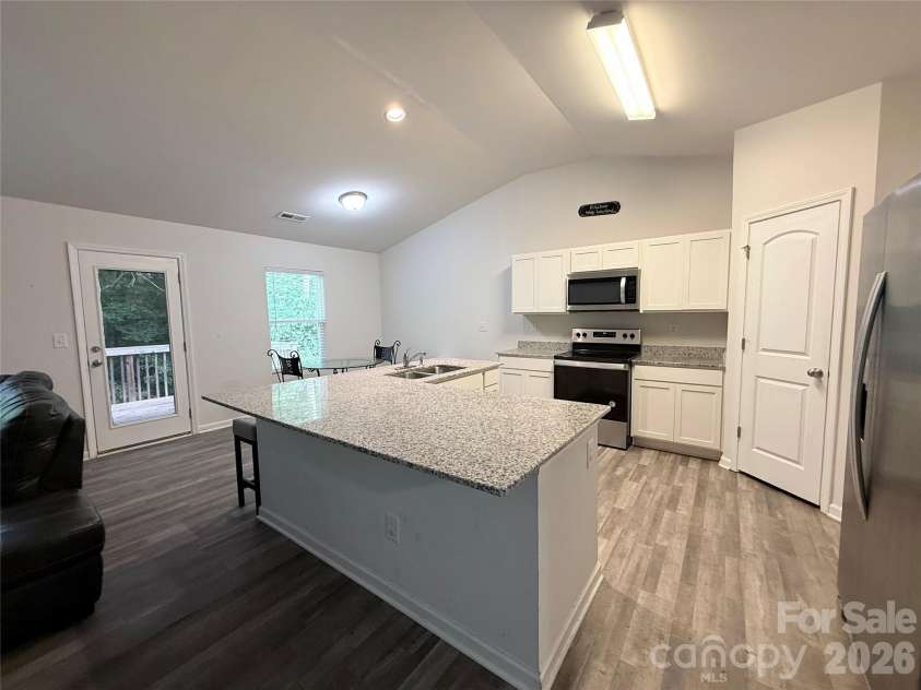 1431 Amberlight Circle, Salisbury, NC 28144.  MLS# CAR4377026, YatesRealty ID 19767. 