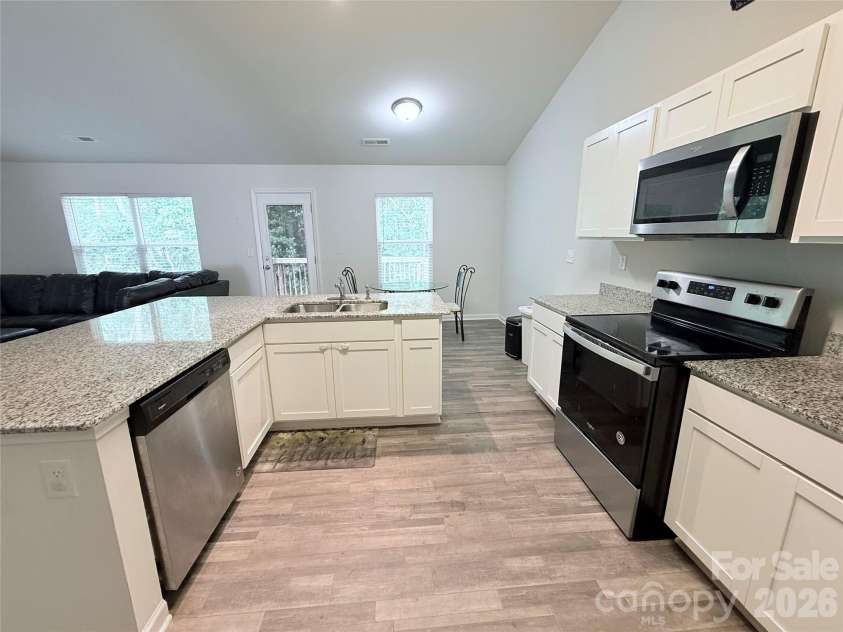 1431 Amberlight Circle, Salisbury, NC 28144.  MLS# CAR4377026, YatesRealty ID 19767. 