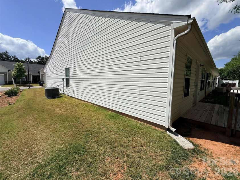 1431 Amberlight Circle, Salisbury, NC 28144.  MLS# CAR4377026, YatesRealty ID 19767. 