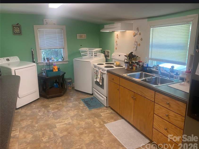 619 us hwy 29 Highway, China Grove, NC 28023.  MLS# CAR4326710, YatesRealty ID 1977. 