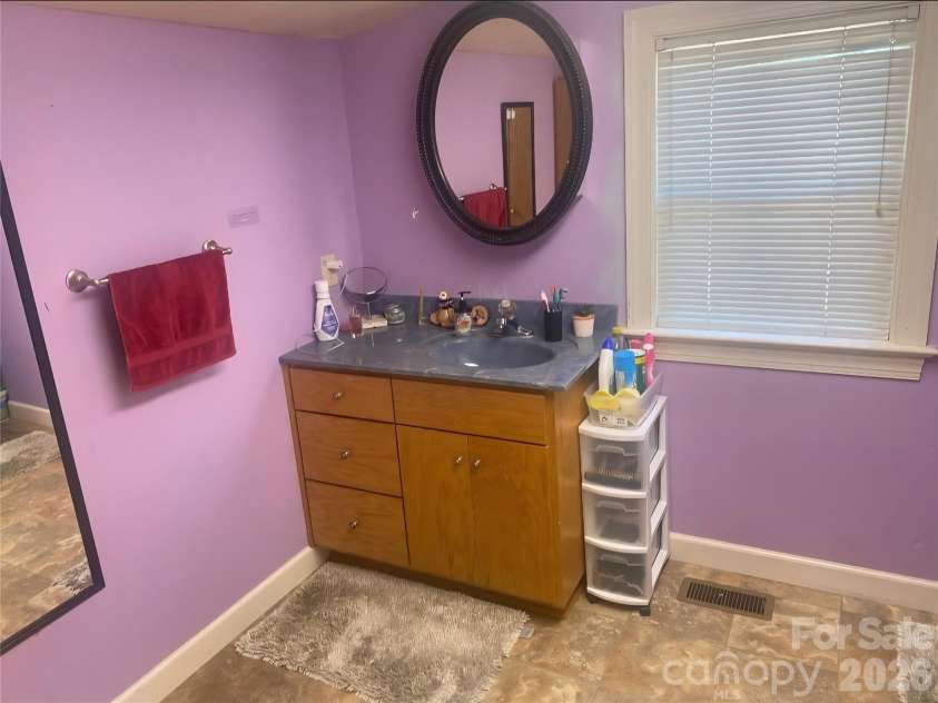 619 us hwy 29 Highway, China Grove, NC 28023.  MLS# CAR4326710, YatesRealty ID 1977. 