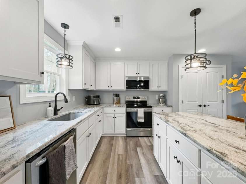 3018 Corinth Church Road, Monroe, NC 28112.  MLS# CAR4242550, YatesRealty ID 19771. Counter Space!