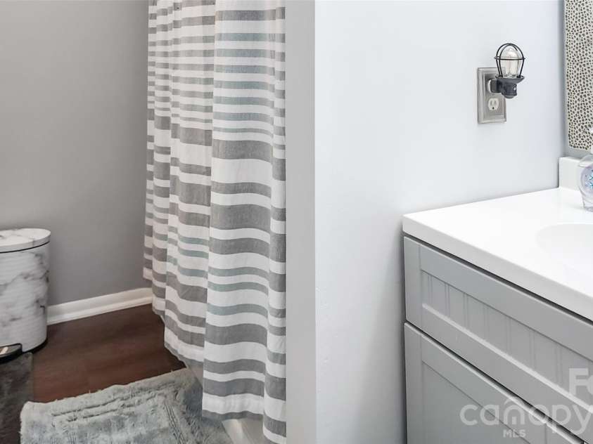 8331 Dunstaff Road, Charlotte, NC 28269.  MLS# CAR4369538, YatesRealty ID 19771. Basement Full Bath