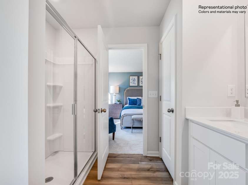 1549 Cottage Creek Drive, Bessemer City, NC 28016.  MLS# CAR4267409, YatesRealty ID 19772. Primary Bathroom