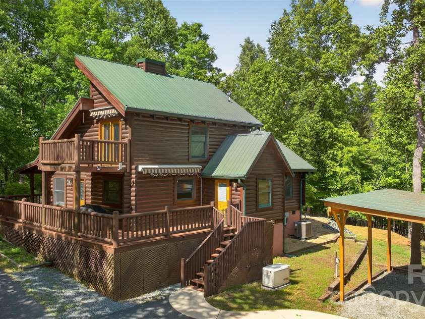270 Cross Ridge Drive, Rutherfordton, NC 28139.  MLS# CAR4375989, YatesRealty ID 19772. 
