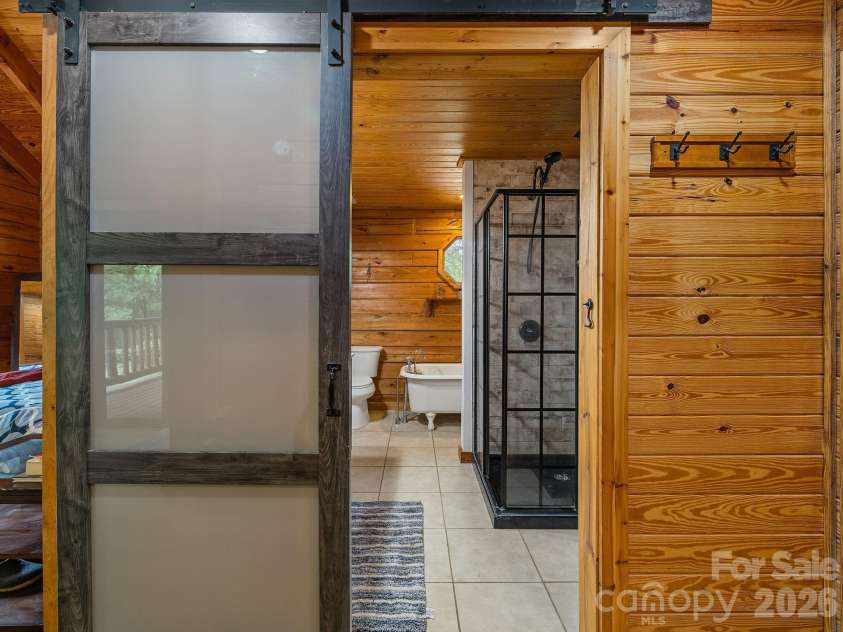 270 Cross Ridge Drive, Rutherfordton, NC 28139.  MLS# CAR4375989, YatesRealty ID 19772. 