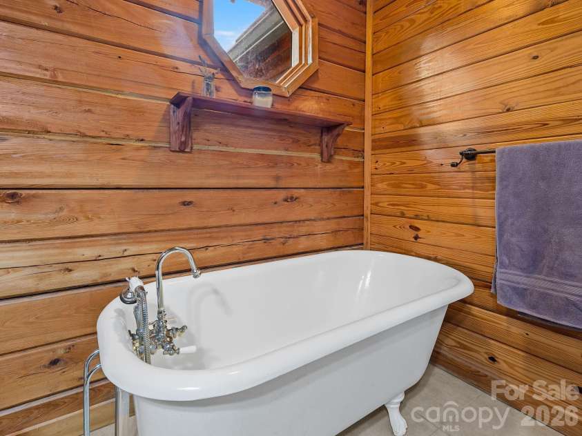 270 Cross Ridge Drive, Rutherfordton, NC 28139.  MLS# CAR4375989, YatesRealty ID 19772. 