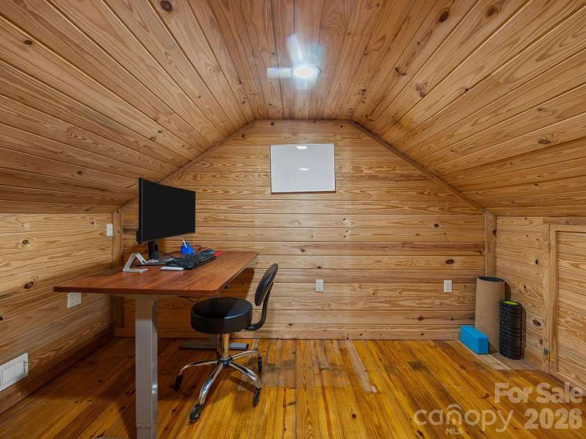 270 Cross Ridge Drive, Rutherfordton, NC 28139.  MLS# CAR4375989, YatesRealty ID 19772. 