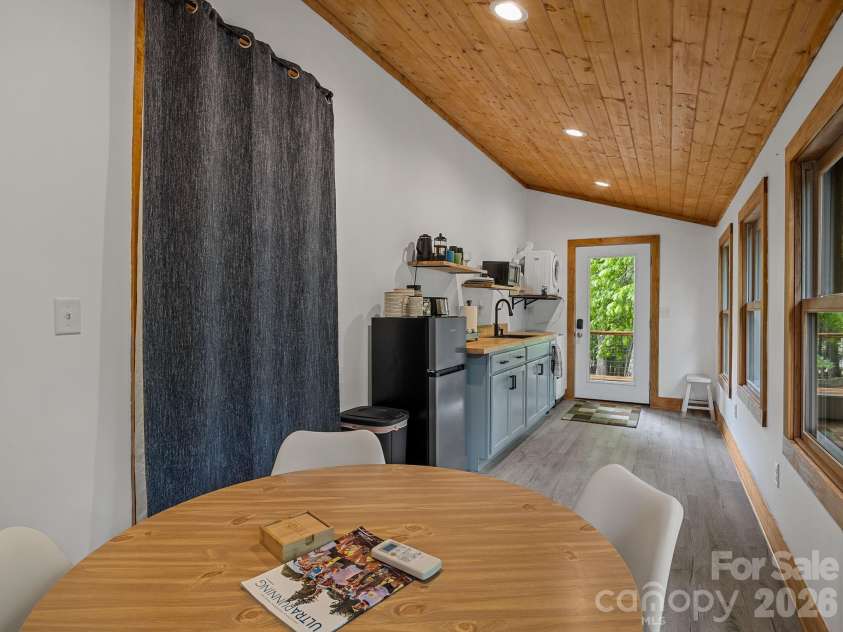 270 Cross Ridge Drive, Rutherfordton, NC 28139.  MLS# CAR4375989, YatesRealty ID 19772. 