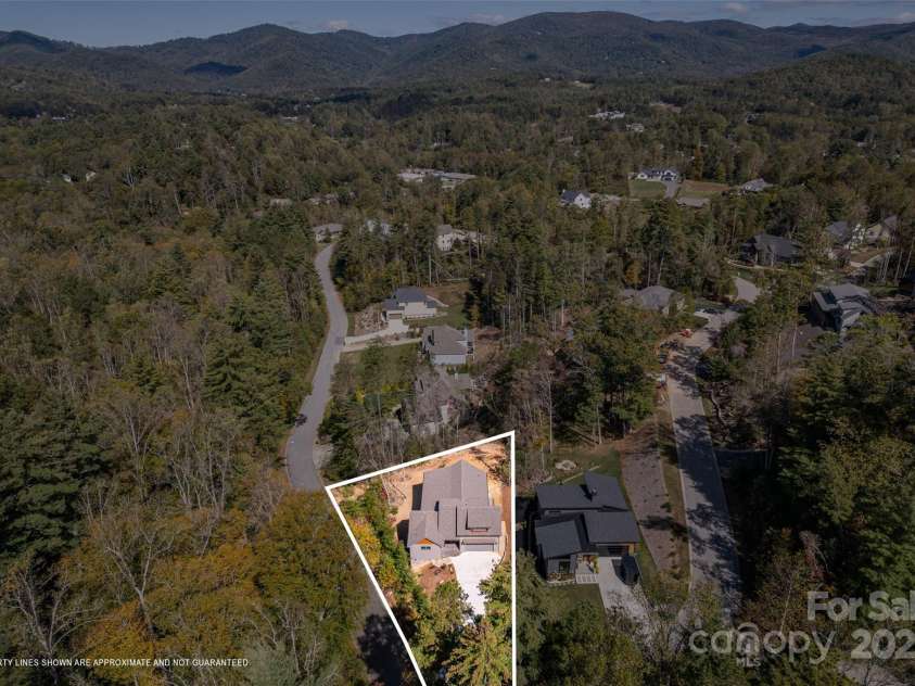 48 Crossings Circle, Fairview, NC 28730.  MLS# CAR4312919, YatesRealty ID 19773. 