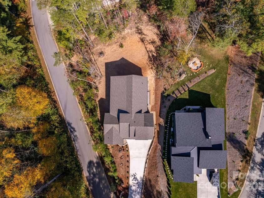 48 Crossings Circle, Fairview, NC 28730.  MLS# CAR4312919, YatesRealty ID 19773. 