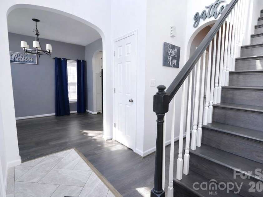 1045 Saxton Circle, Salisbury, NC 28147.  MLS# CAR4361546, YatesRealty ID 19774. 
