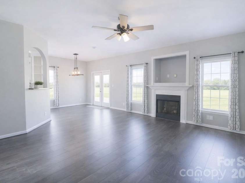 1045 Saxton Circle, Salisbury, NC 28147.  MLS# CAR4361546, YatesRealty ID 19774. 