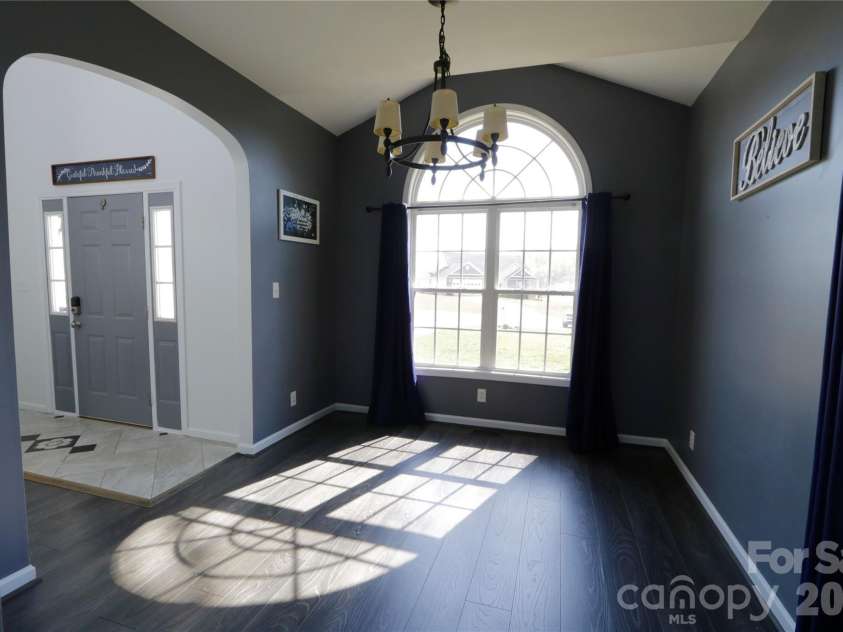 1045 Saxton Circle, Salisbury, NC 28147.  MLS# CAR4361546, YatesRealty ID 19774. 