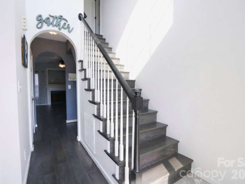 1045 Saxton Circle, Salisbury, NC 28147.  MLS# CAR4361546, YatesRealty ID 19774. 