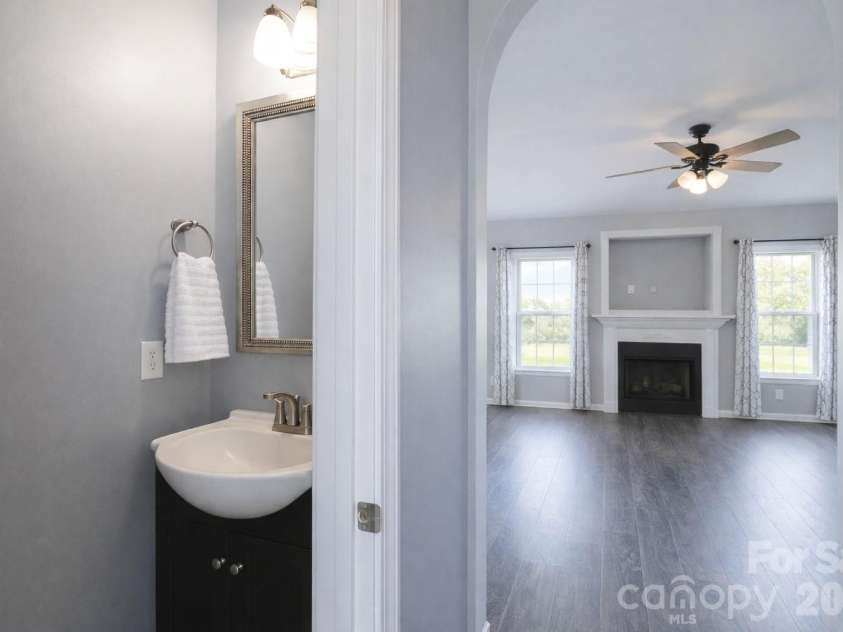 1045 Saxton Circle, Salisbury, NC 28147.  MLS# CAR4361546, YatesRealty ID 19774. Half Bath