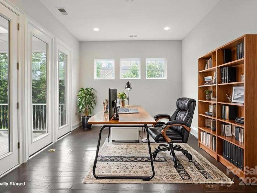 13102 Indigo Run Court, Charlotte, NC 28278.  MLS# CAR4258232, YatesRealty ID 19774. 