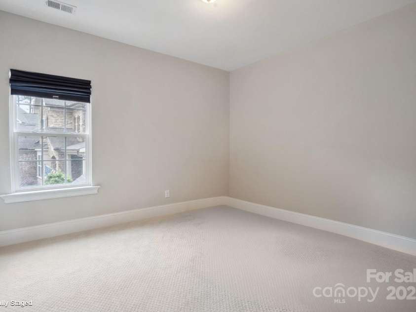 13102 Indigo Run Court, Charlotte, NC 28278.  MLS# CAR4258232, YatesRealty ID 19774. 