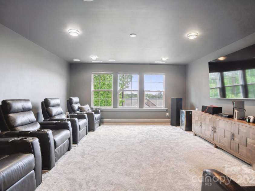 13102 Indigo Run Court, Charlotte, NC 28278.  MLS# CAR4258232, YatesRealty ID 19774. 