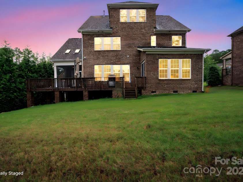 13102 Indigo Run Court, Charlotte, NC 28278.  MLS# CAR4258232, YatesRealty ID 19774. 