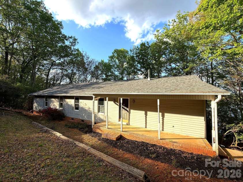 42484 Moonshine Drive, New London, NC 28127.  MLS# CAR4365257, YatesRealty ID 19775. 