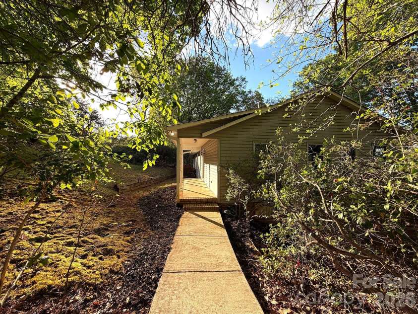 42484 Moonshine Drive, New London, NC 28127.  MLS# CAR4365257, YatesRealty ID 19775. 