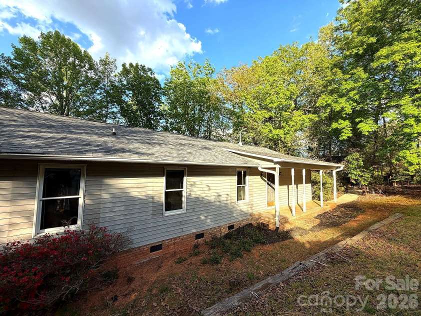 42484 Moonshine Drive, New London, NC 28127.  MLS# CAR4365257, YatesRealty ID 19775. 