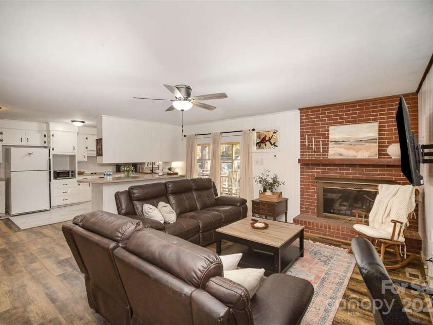7740 Robinson Church Road, Charlotte, NC 28215.  MLS# CAR4218297, YatesRealty ID 19775. 