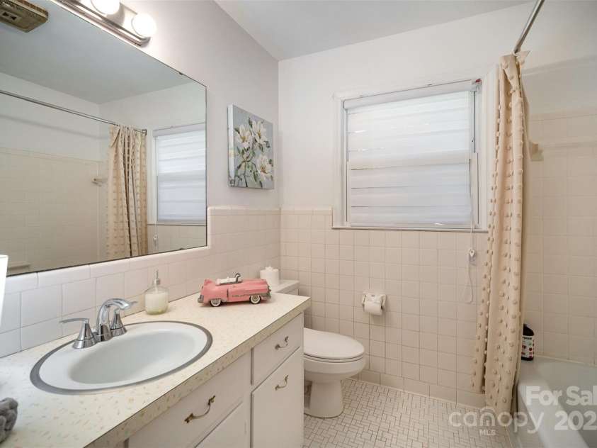 7740 Robinson Church Road, Charlotte, NC 28215.  MLS# CAR4218297, YatesRealty ID 19775. 
