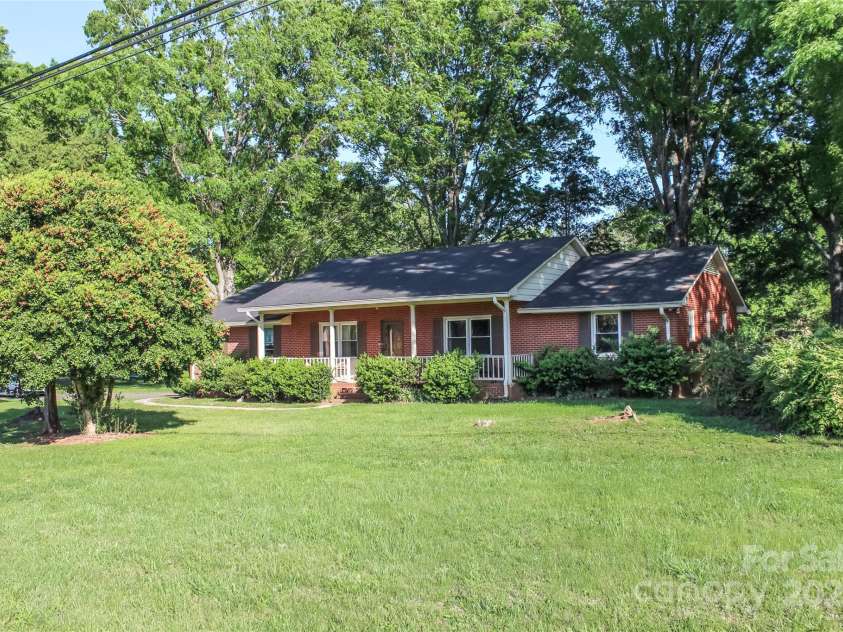 7740 Robinson Church Road, Charlotte, NC 28215.  MLS# CAR4218297, YatesRealty ID 19775. 