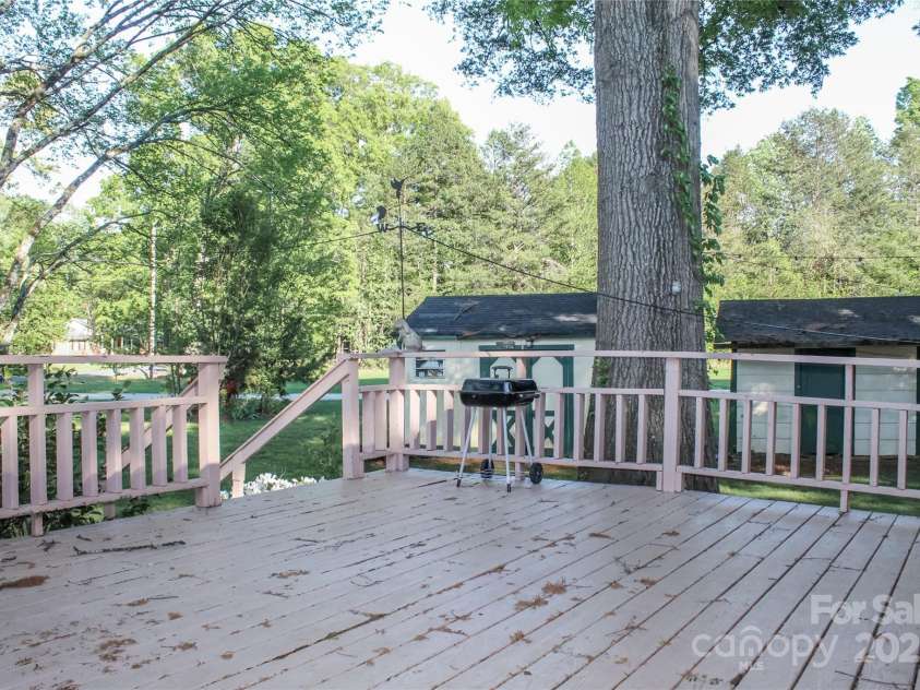 7740 Robinson Church Road, Charlotte, NC 28215.  MLS# CAR4218297, YatesRealty ID 19775. 