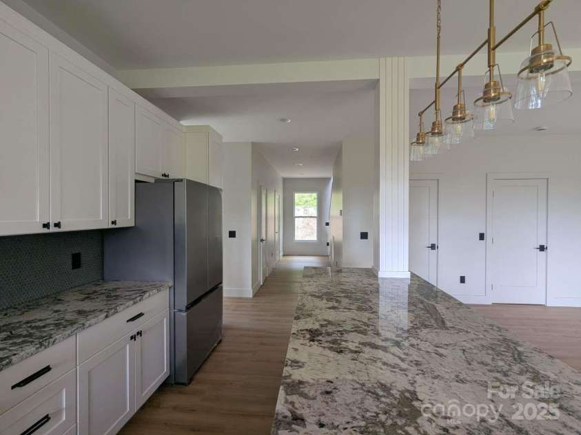 689 Blake Drive, Canton, NC 28716.  MLS# CAR4253513, YatesRealty ID 19776. 