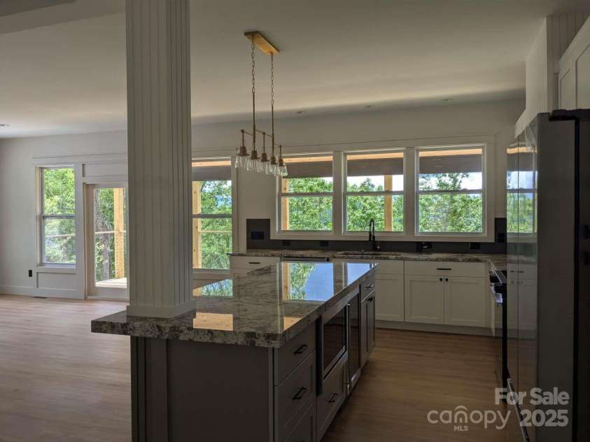 689 Blake Drive, Canton, NC 28716.  MLS# CAR4253513, YatesRealty ID 19776. 