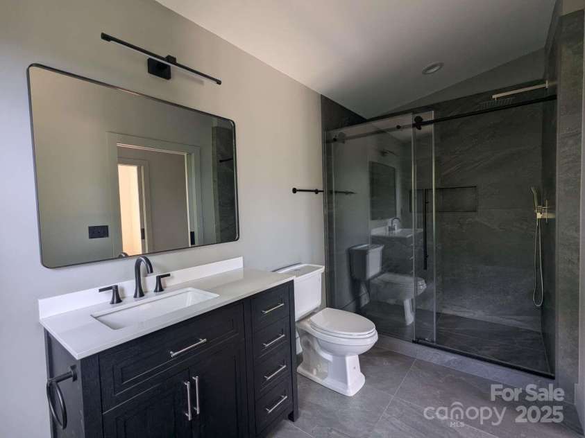 689 Blake Drive, Canton, NC 28716.  MLS# CAR4253513, YatesRealty ID 19776. 