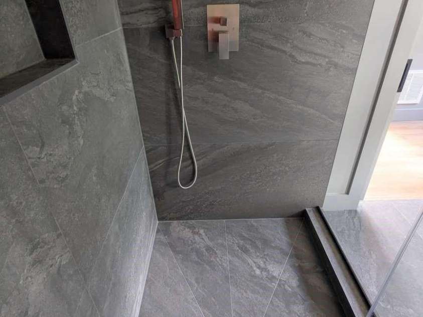 689 Blake Drive, Canton, NC 28716.  MLS# CAR4253513, YatesRealty ID 19776. 