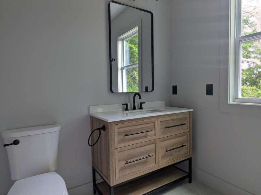 689 Blake Drive, Canton, NC 28716.  MLS# CAR4253513, YatesRealty ID 19776. 