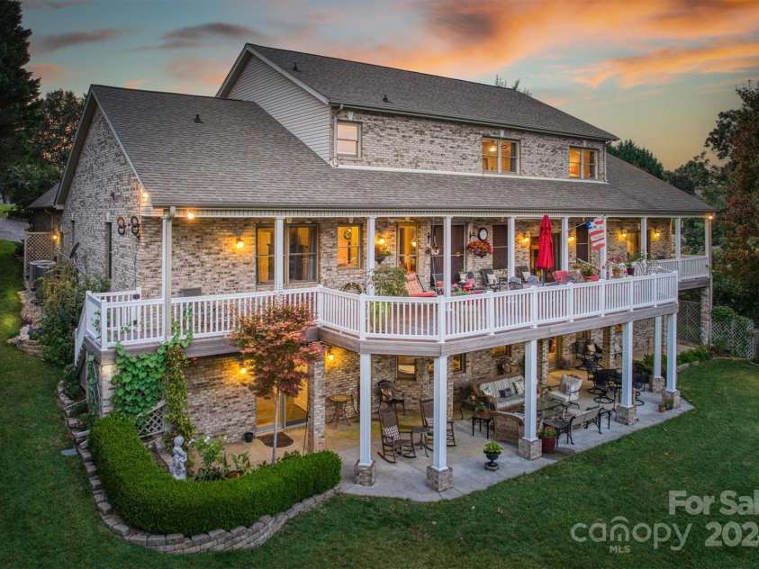 34 Sandbar Drive, Taylorsville, NC 28681.  MLS# CAR4173010, YatesRealty ID 1978. 