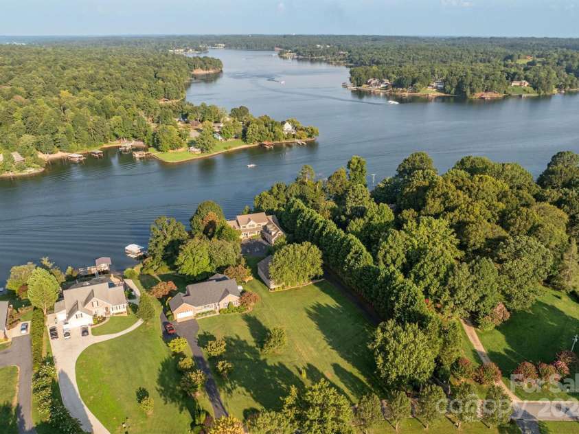 34 Sandbar Drive, Taylorsville, NC 28681.  MLS# CAR4173010, YatesRealty ID 1978. 