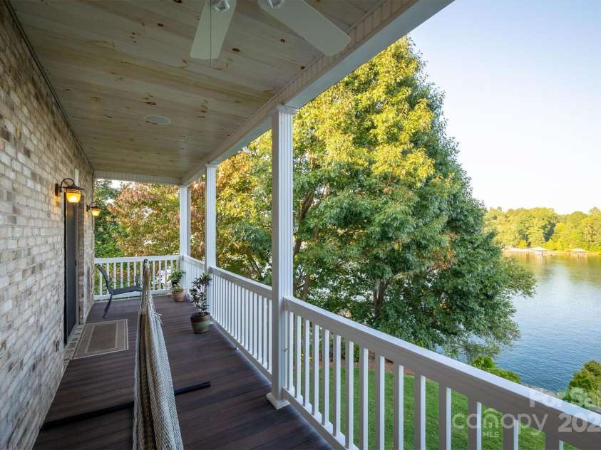 34 Sandbar Drive, Taylorsville, NC 28681.  MLS# CAR4173010, YatesRealty ID 1978. 