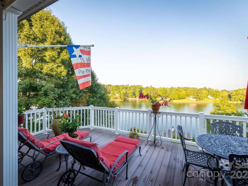 34 Sandbar Drive, Taylorsville, NC 28681.  MLS# CAR4173010, YatesRealty ID 1978. 