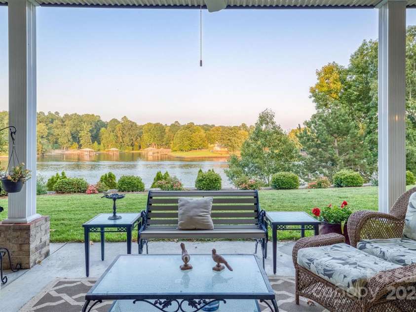 34 Sandbar Drive, Taylorsville, NC 28681.  MLS# CAR4173010, YatesRealty ID 1978. 