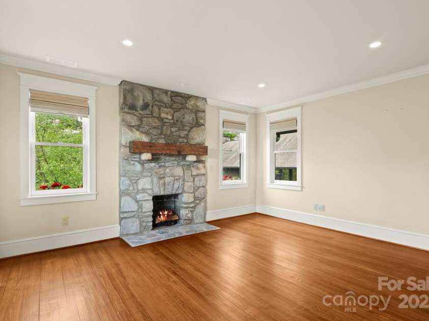 1245 Laurel Lane, Blowing Rock, NC 28605.  MLS# CAR4228582, YatesRealty ID 19780. Guest Suite #4 w/ Bath & Fireplace.