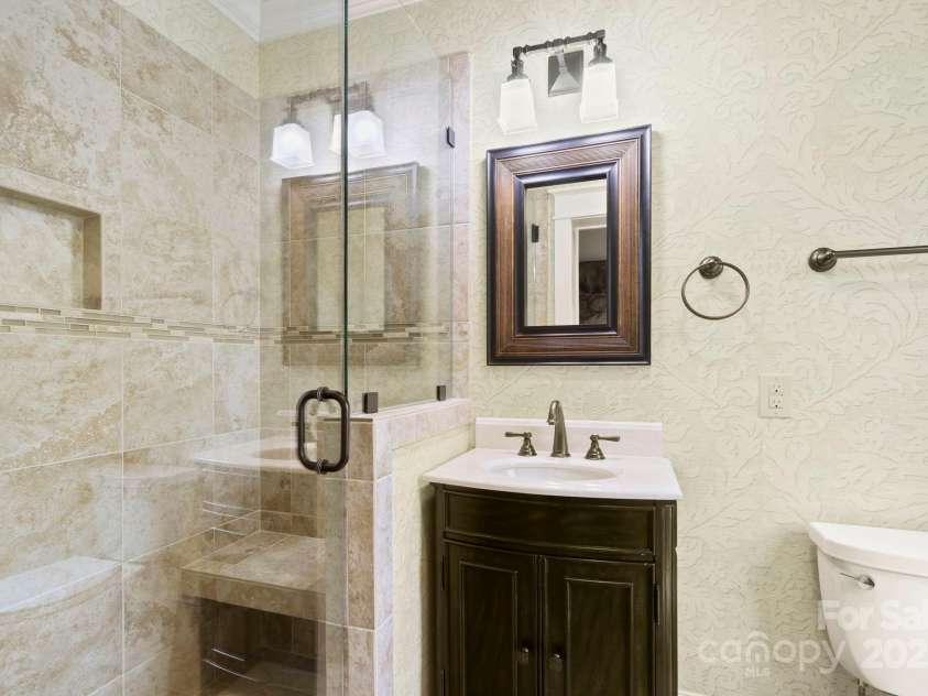 1245 Laurel Lane, Blowing Rock, NC 28605.  MLS# CAR4228582, YatesRealty ID 19780. Guest Suite #4 w/ Bath & Fireplace.