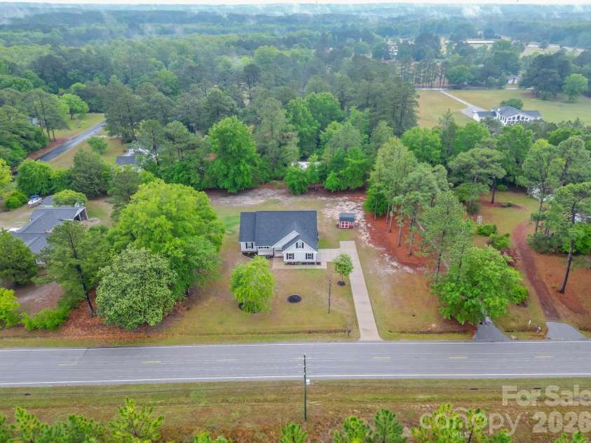 939 Old Stagecoach Road, Camden, SC 29020.  MLS# CAR4379219, YatesRealty ID 19780. 