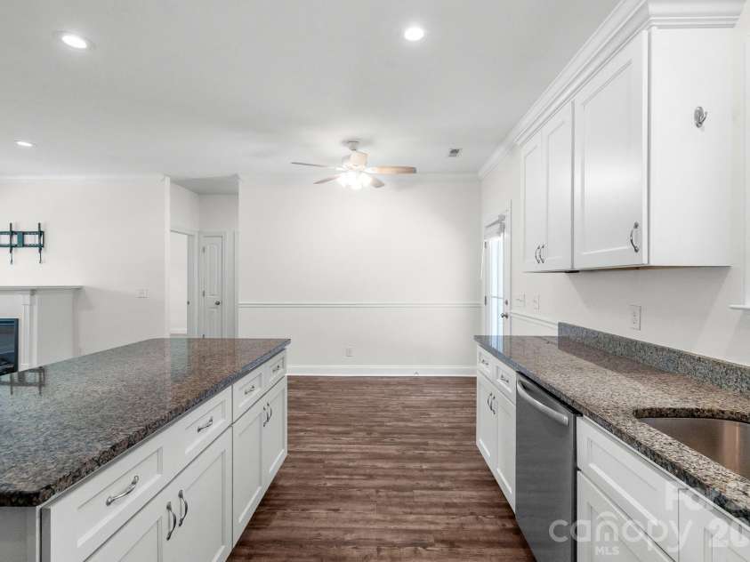 939 Old Stagecoach Road, Camden, SC 29020.  MLS# CAR4379219, YatesRealty ID 19780. 