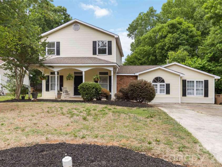 3009 Faircroft Way, Monroe, NC 28110.  MLS# CAR4376059, YatesRealty ID 19781. 
