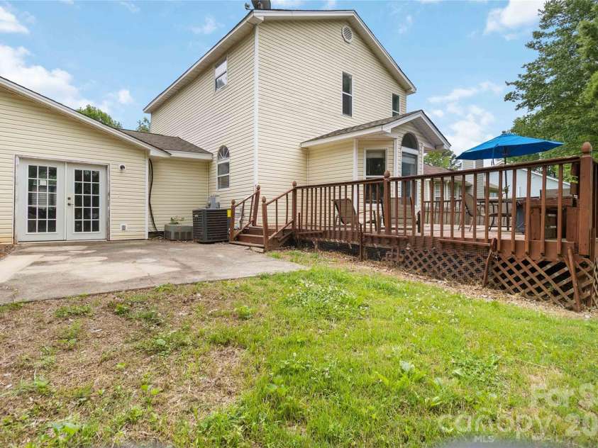 3009 Faircroft Way, Monroe, NC 28110.  MLS# CAR4376059, YatesRealty ID 19781. 
