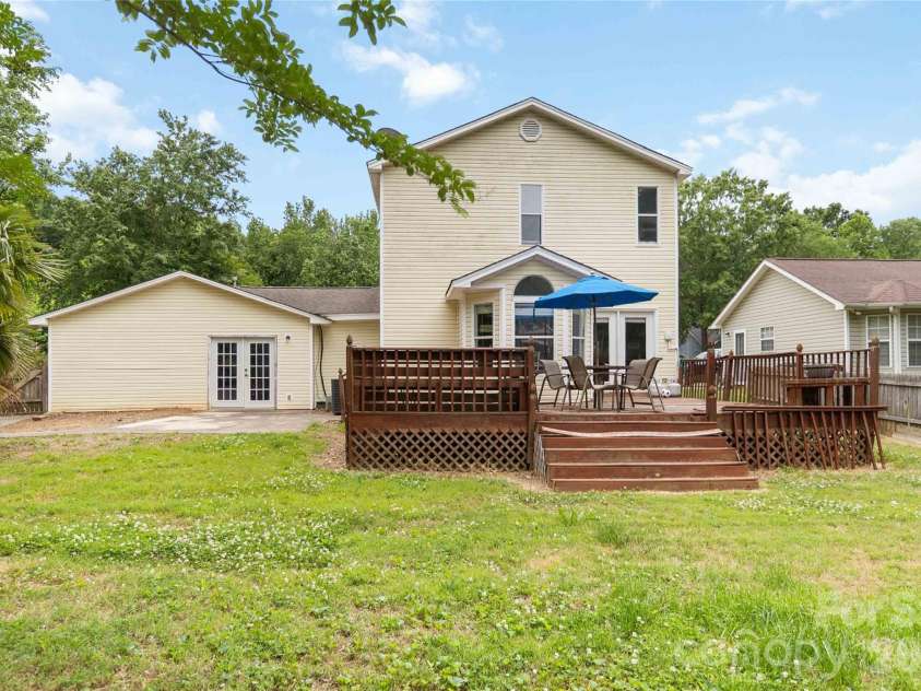 3009 Faircroft Way, Monroe, NC 28110.  MLS# CAR4376059, YatesRealty ID 19781. 