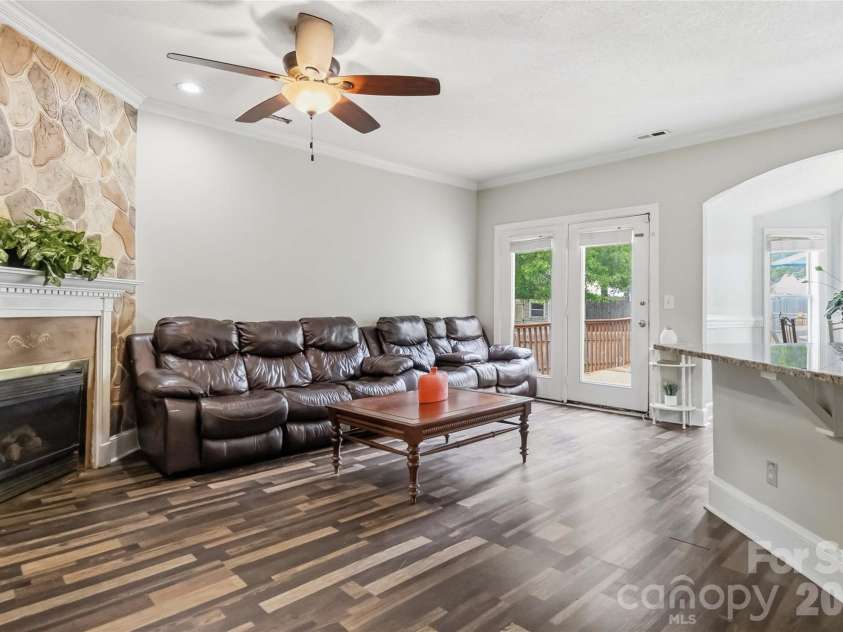 3009 Faircroft Way, Monroe, NC 28110.  MLS# CAR4376059, YatesRealty ID 19781. Family Room 1
