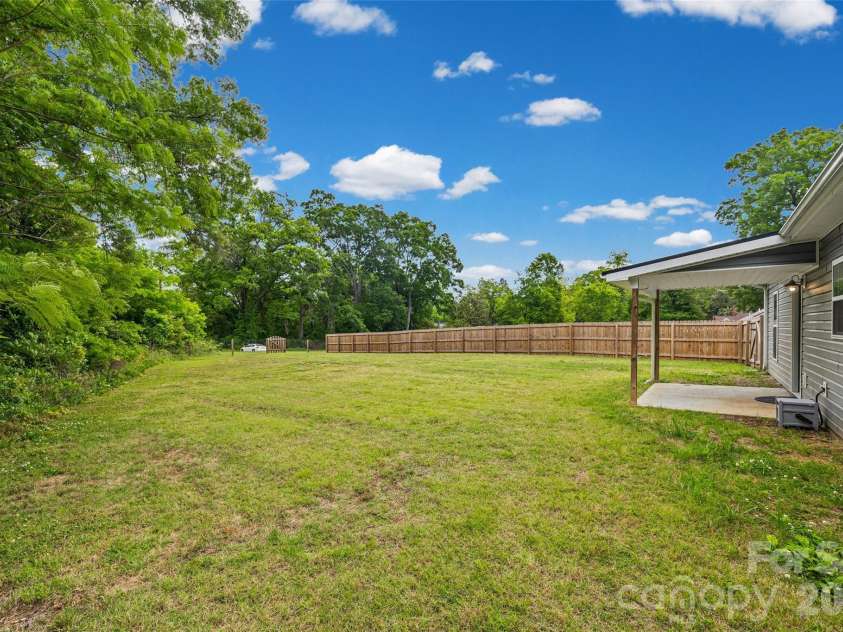 103.5 Foote Street, Chester, SC 29706.  MLS# CAR4377694, YatesRealty ID 19782. 